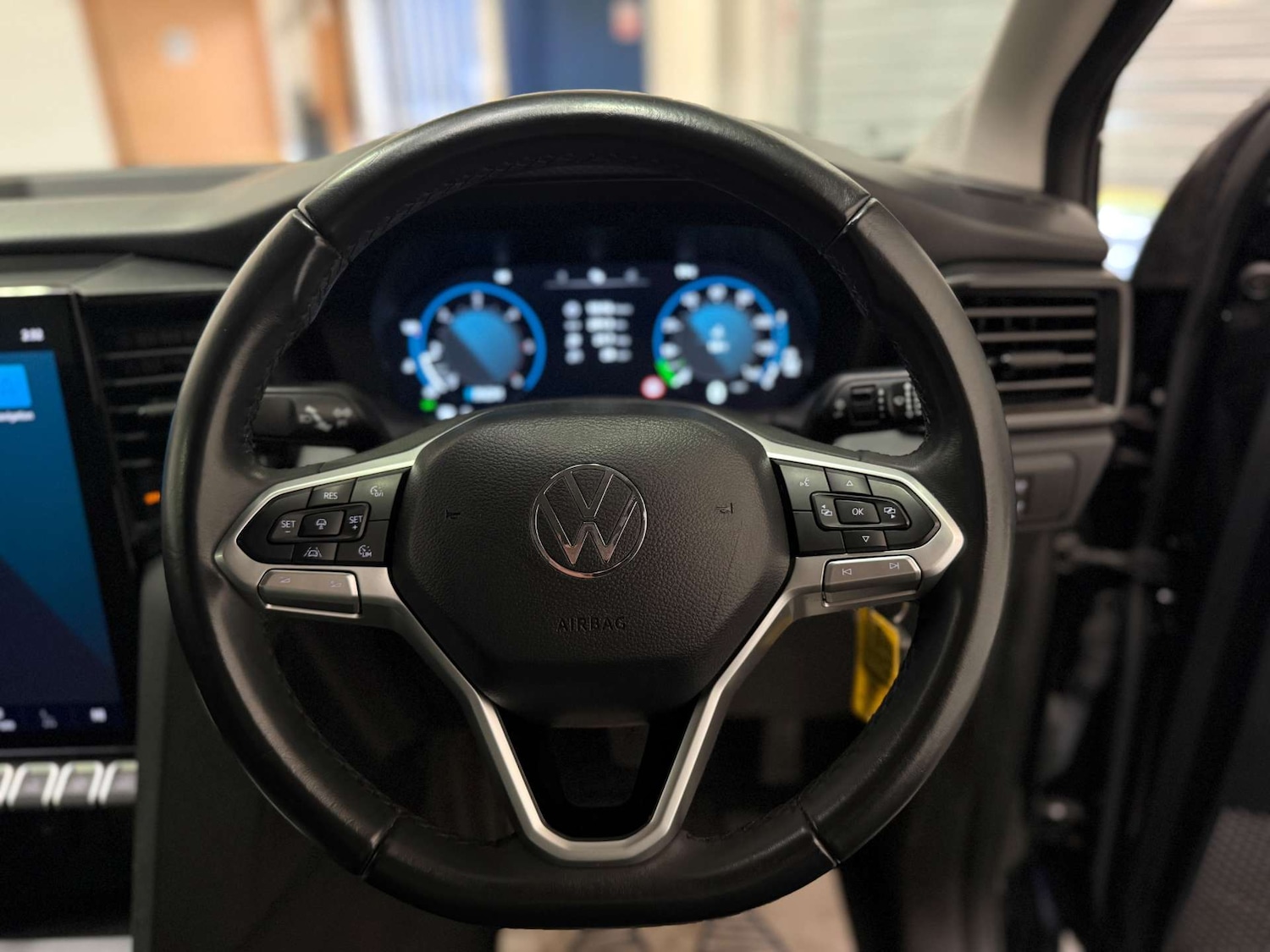 Used Volkswagen Amarok 2023 for sale - 77249268: Photo 14