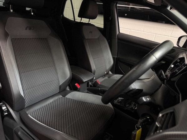 Used Volkswagen T-Cross 2022 for sale - 75210156: Photo 16