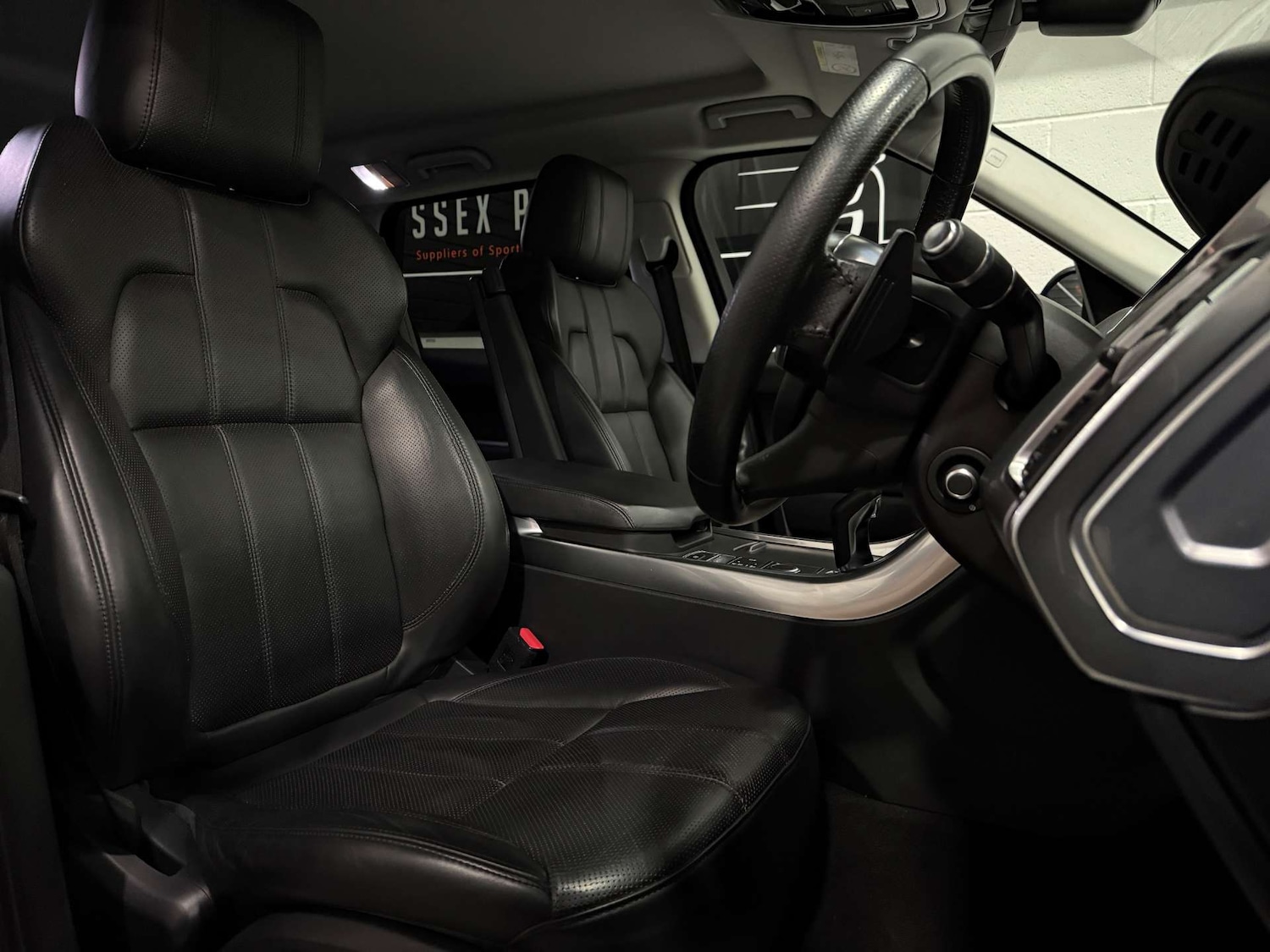 Used Land Rover Range Rover Sport 2017 for sale - 76416831: Photo 16