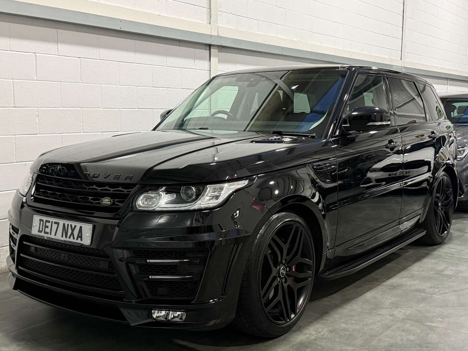 Used Land Rover Range Rover Sport 2017 for sale - 76416831: Photo 3