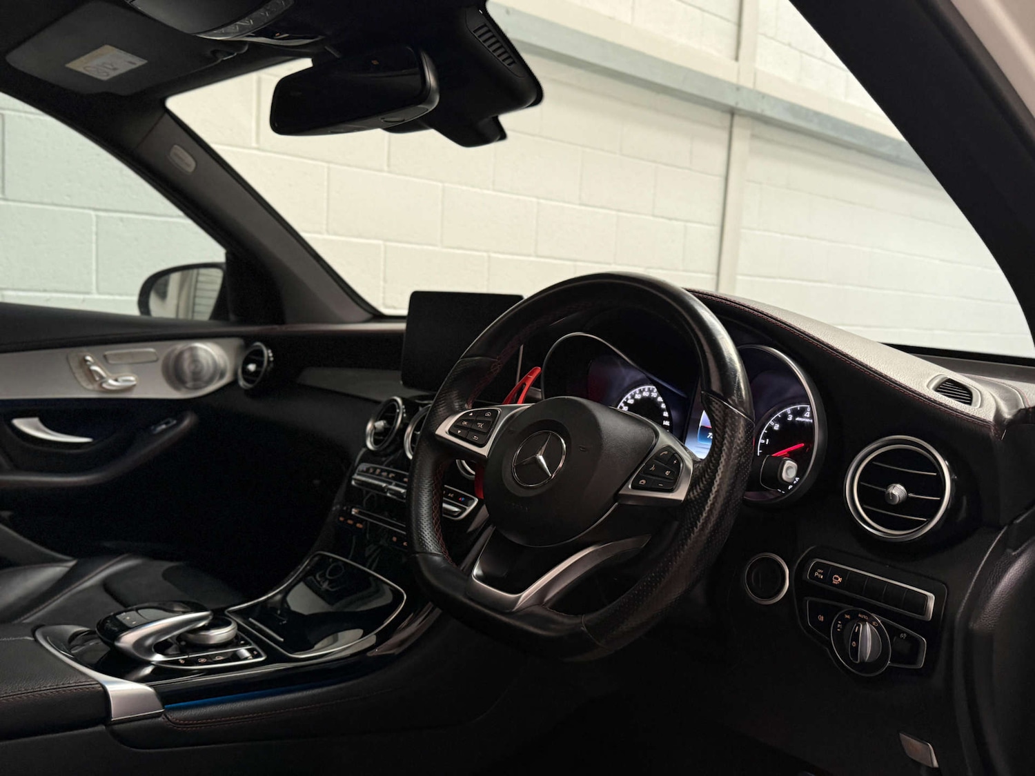 Used Mercedes-Benz GLC 2018 for sale - 76070579: Photo 14