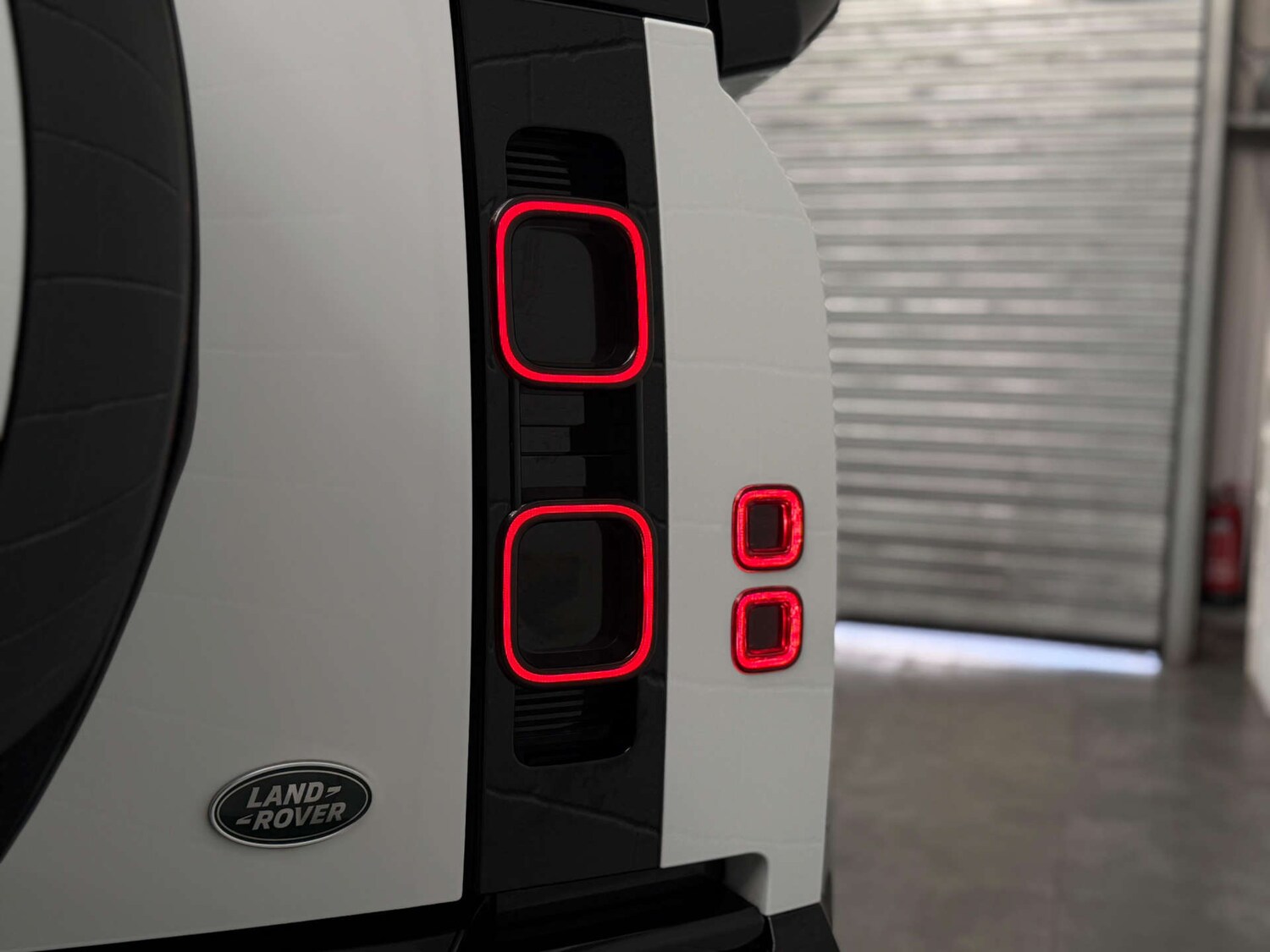 Used Land Rover Defender 2022 for sale - 78090309: Photo 10