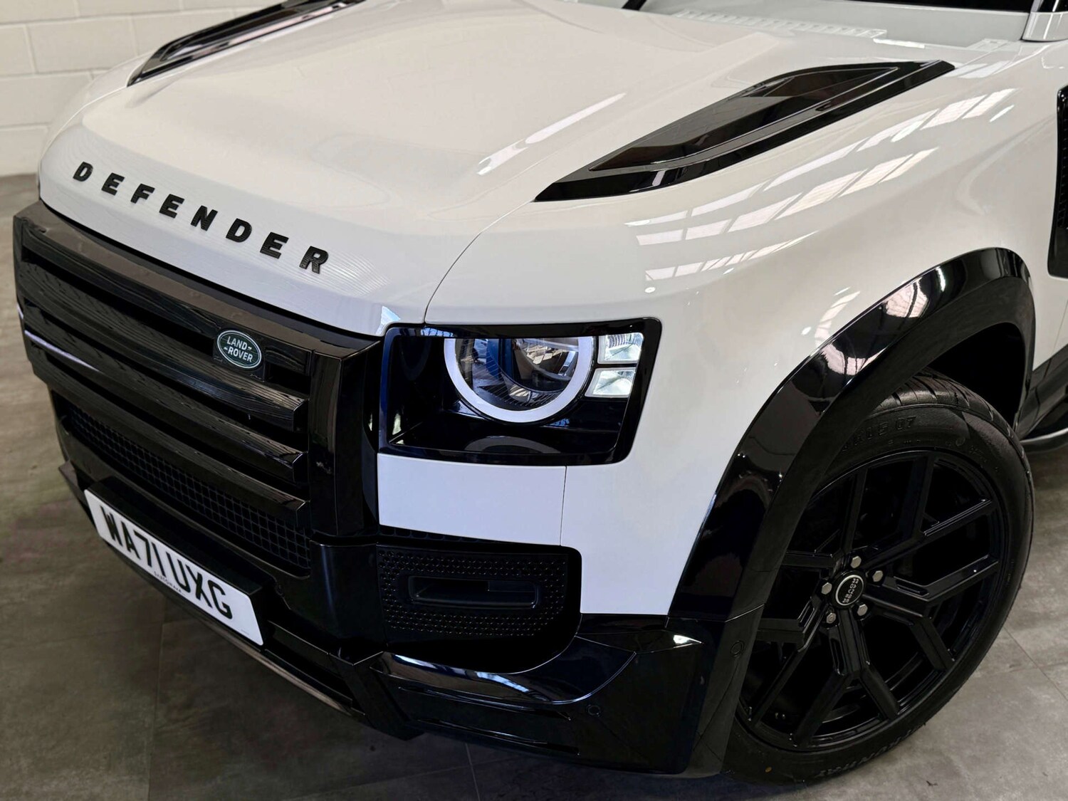 Used Land Rover Defender 2022 for sale - 78090309: Photo 11