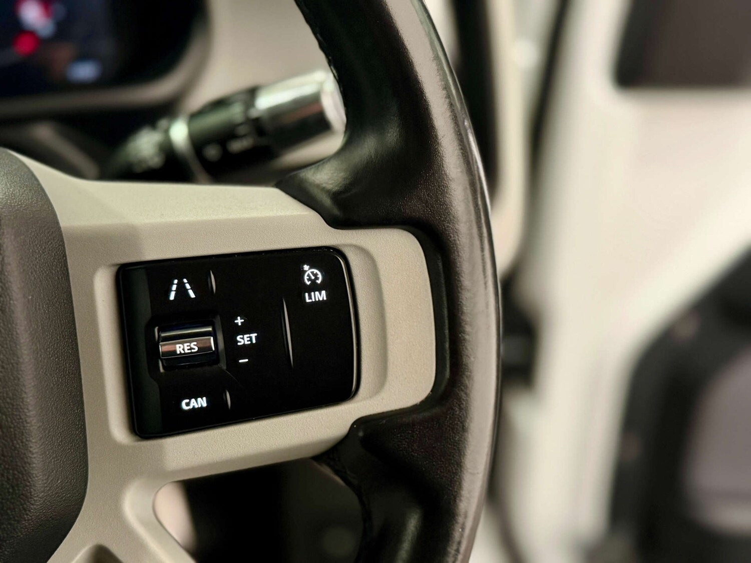 Used Land Rover Defender 2022 for sale - 78090309: Photo 19