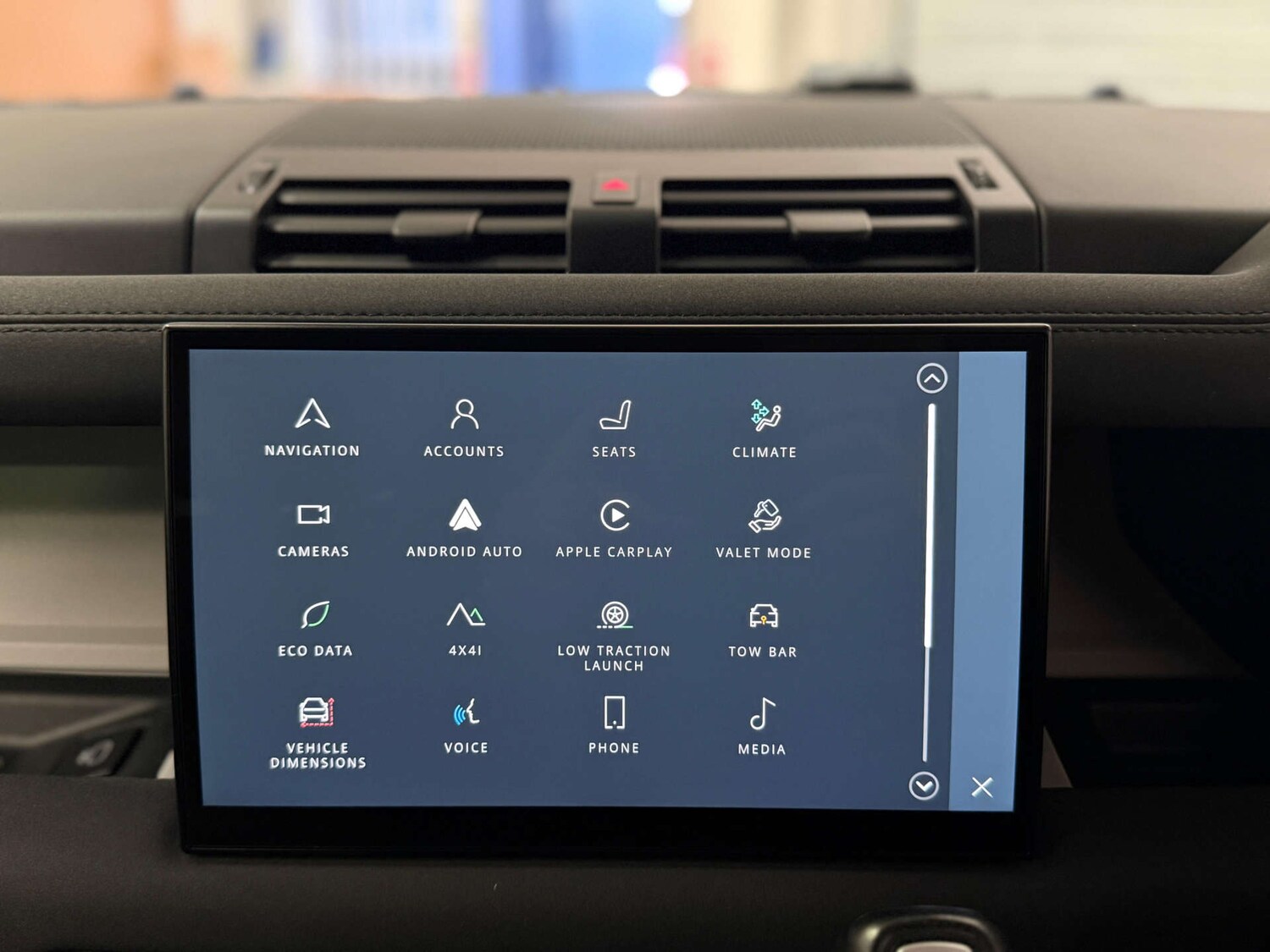 Used Land Rover Defender 2022 for sale - 78090309: Photo 23