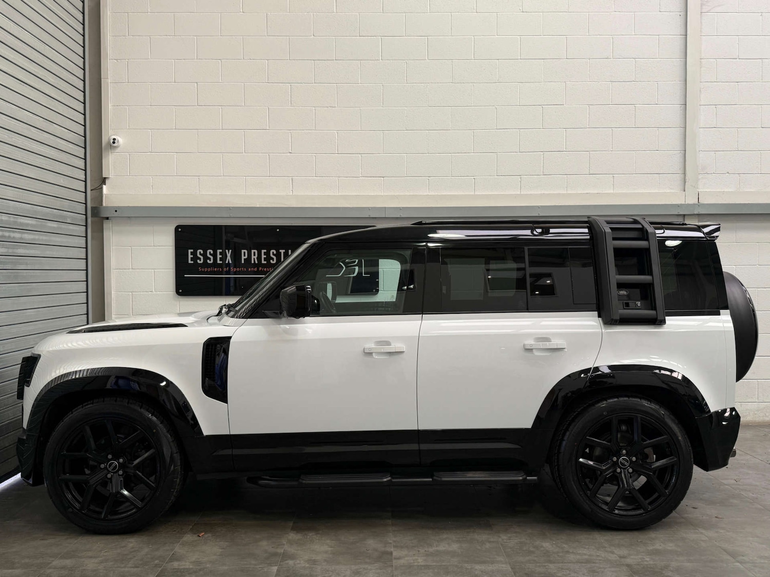 Used Land Rover Defender 2022 for sale - 78090309: Photo 5