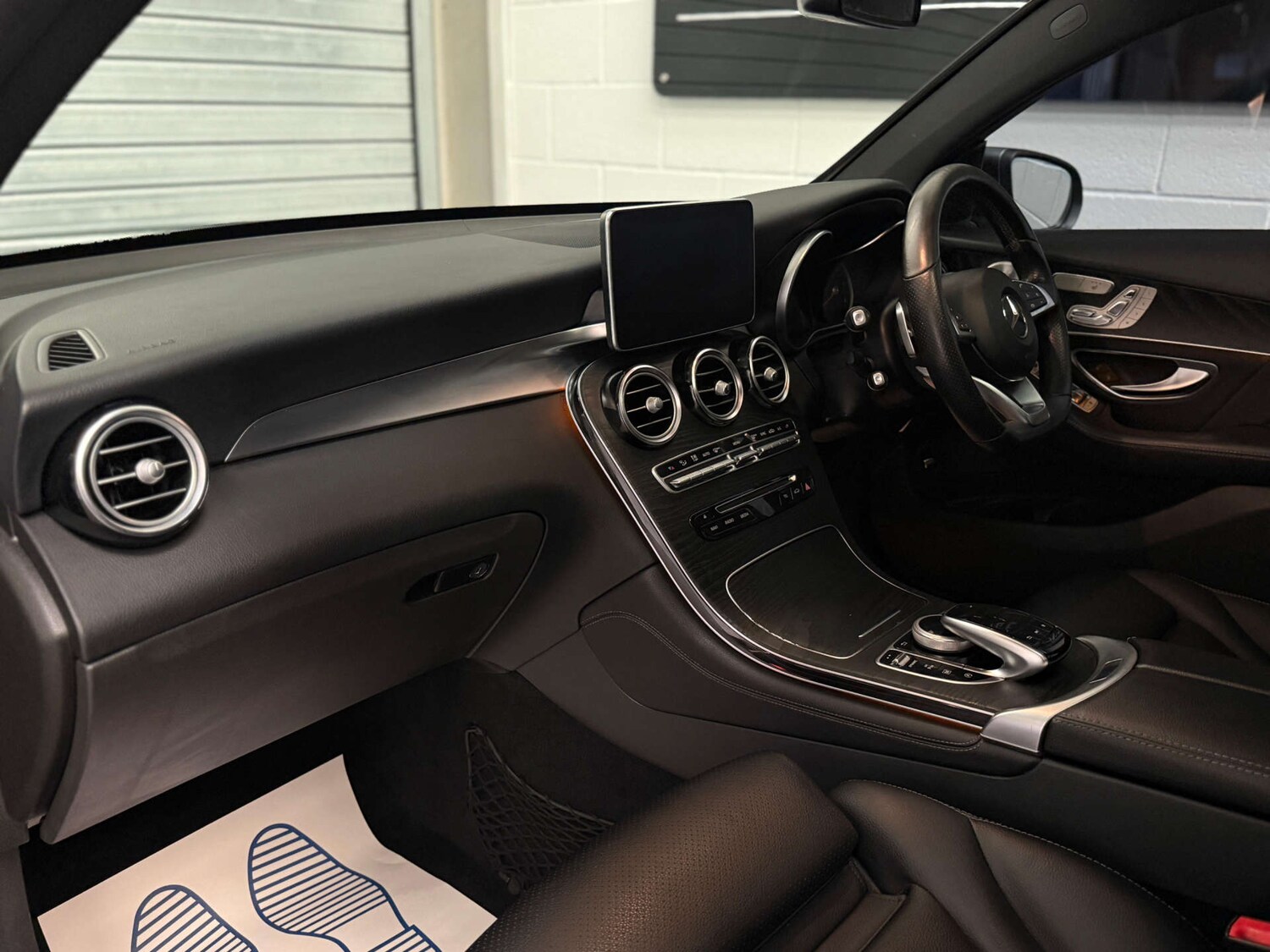 Used Mercedes-Benz GLC 2017 for sale - 77667879: Photo 15