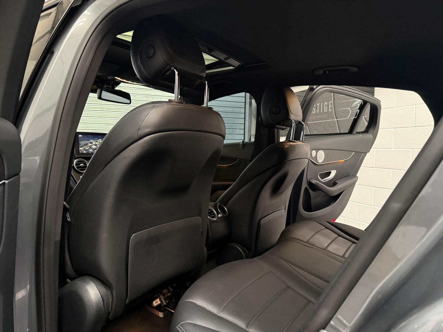 Used Mercedes-Benz GLC 2017 for sale - 77667879: Photo 18