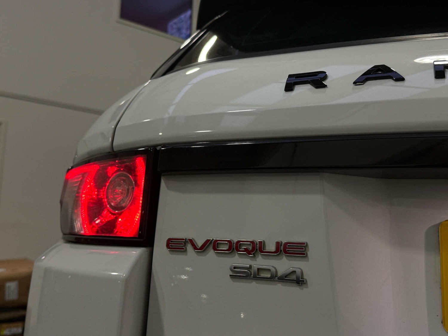 Used Land Rover Range Rover Evoque 2015 for sale - 76558371: Photo 12