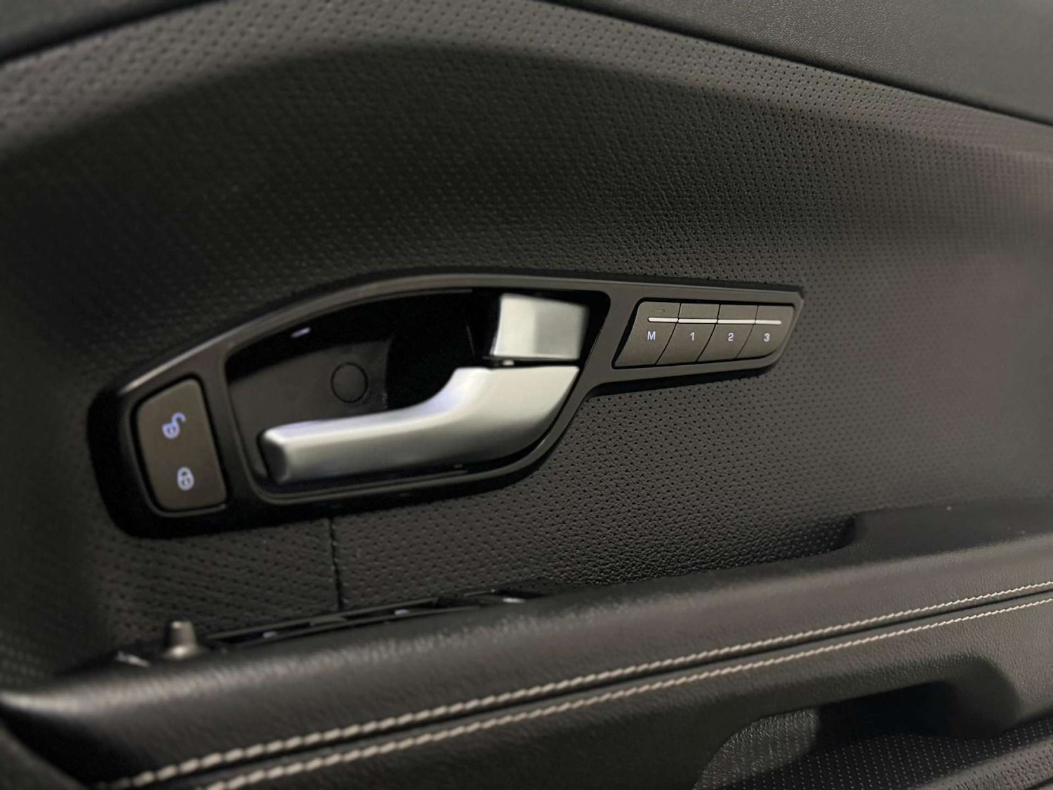 Used Land Rover Range Rover Evoque 2015 for sale - 76558371: Photo 24