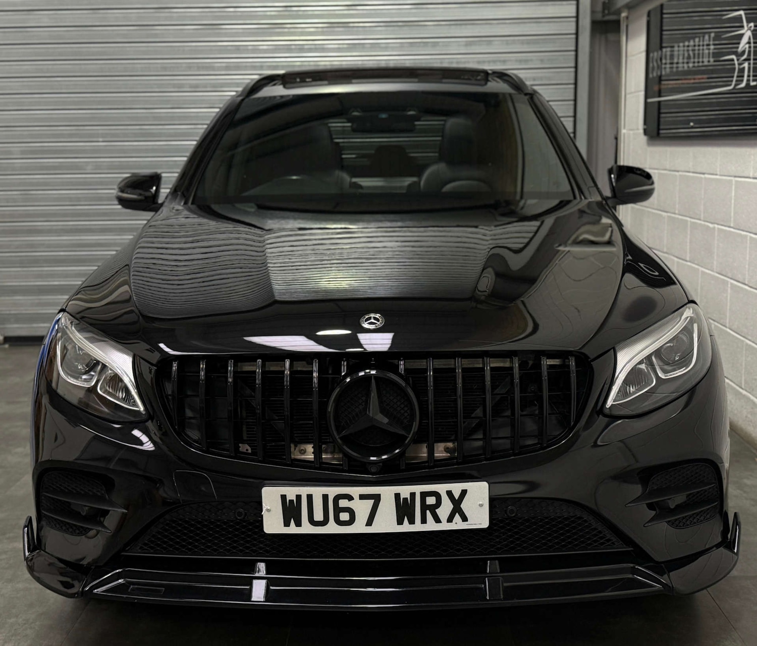 Used Mercedes-Benz GLC 2017 for sale - 76085542: Photo 2