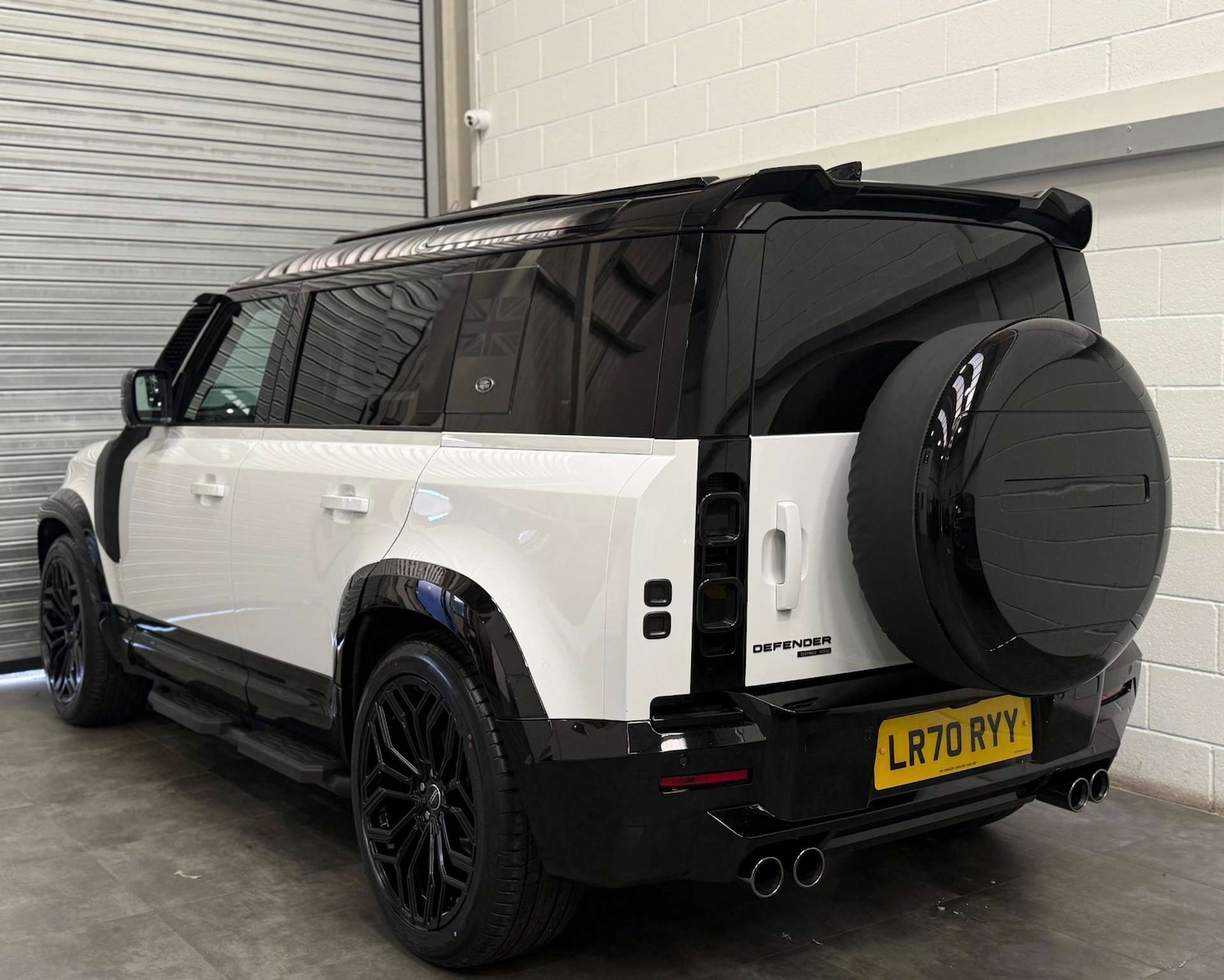 Used Land Rover Defender 2020 for sale - 76654137: Photo 6
