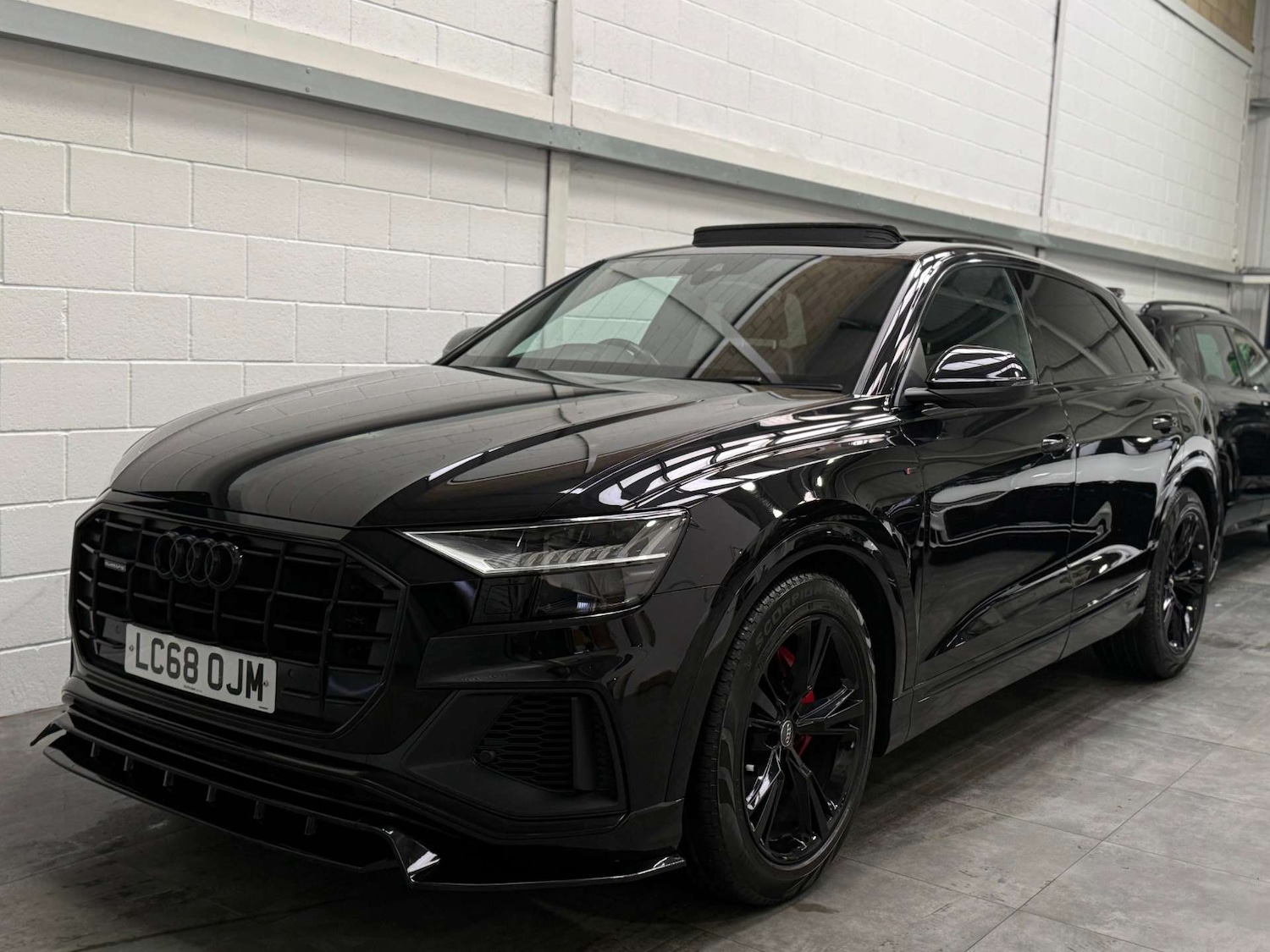 Used Audi Q8 2018 for sale - 77301761: Photo 3