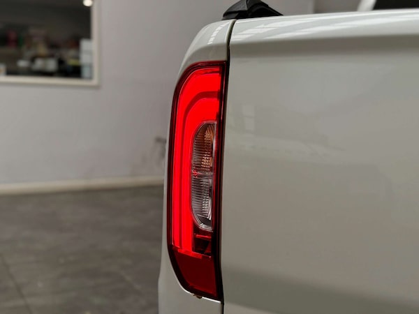 Used Mercedes-Benz X-Class 2019 for sale - 74580304: Photo 9