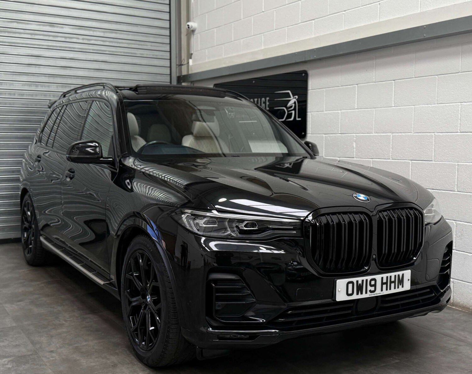 Used BMW X7 2019 for sale - 76127612: Photo 1