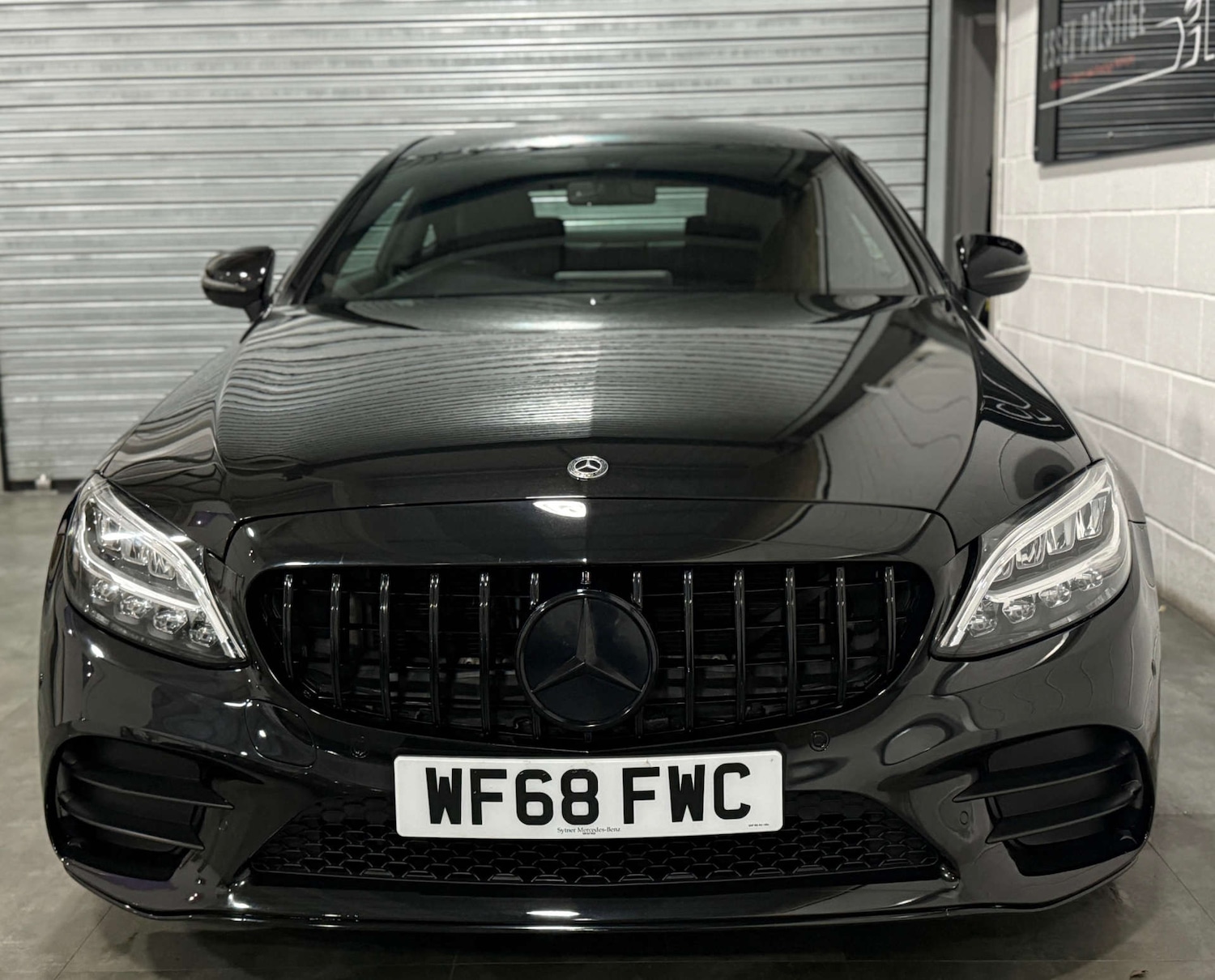 Used Mercedes-Benz C Class 2018 for sale - 76744017: Photo 2