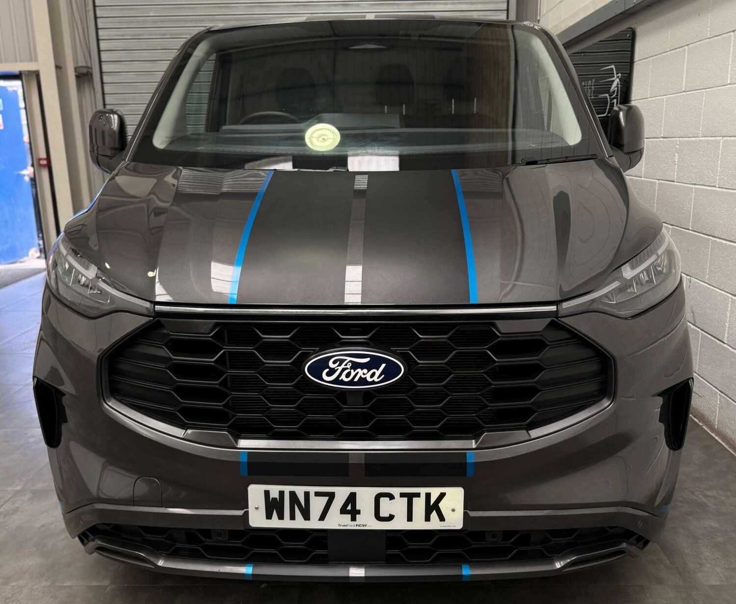 Used Ford Transit Custom 2024 for sale - 76277755: Photo 2