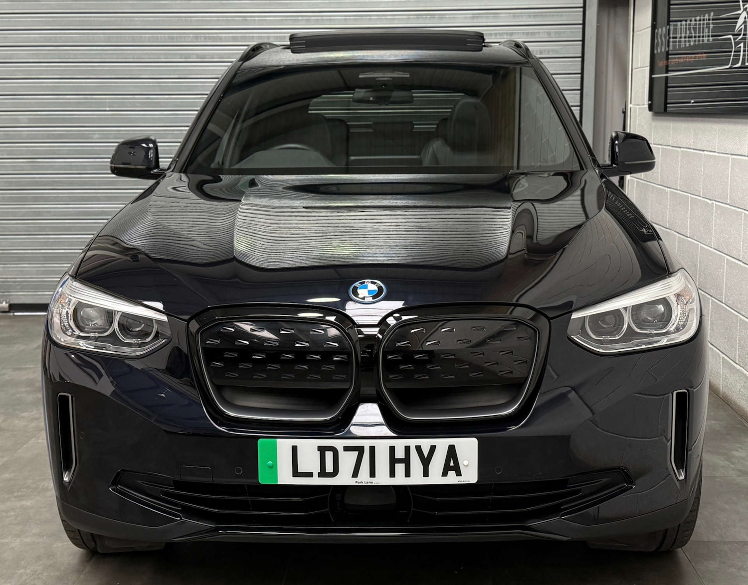 Used BMW iX3 2021 for sale - 76277851: Photo 2