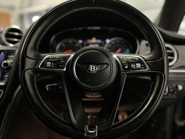 Used Bentley Bentayga 2017 for sale - 74062325: Photo 21