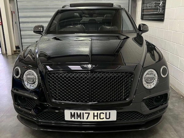 Used Bentley Bentayga 2017 for sale - 74062325: Photo 2