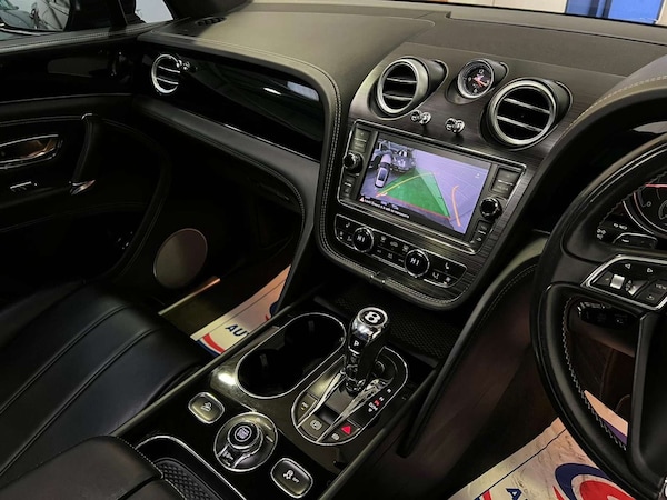 Used Bentley Bentayga 2017 for sale - 74062325: Photo 31