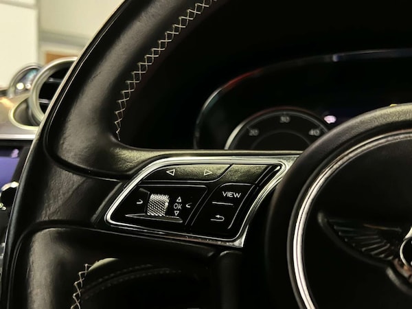Used Bentley Bentayga 2017 for sale - 74062325: Photo 36