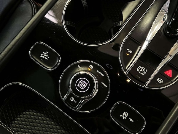 Used Bentley Bentayga 2017 for sale - 74062325: Photo 38