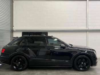 Used Bentley Bentayga 2017 for sale - 74062325: Photo