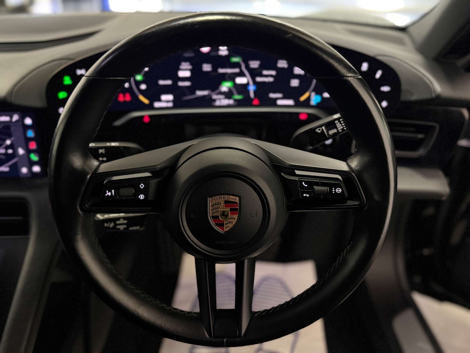 Used Porsche Taycan 2020 for sale - 77765801: Photo 14