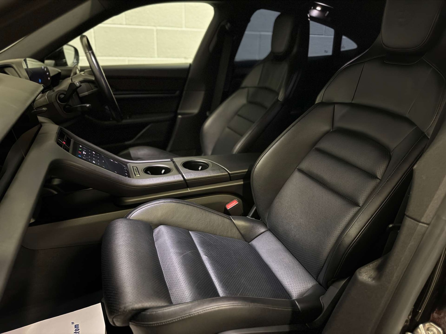 Used Porsche Taycan 2020 for sale - 77765801: Photo 18