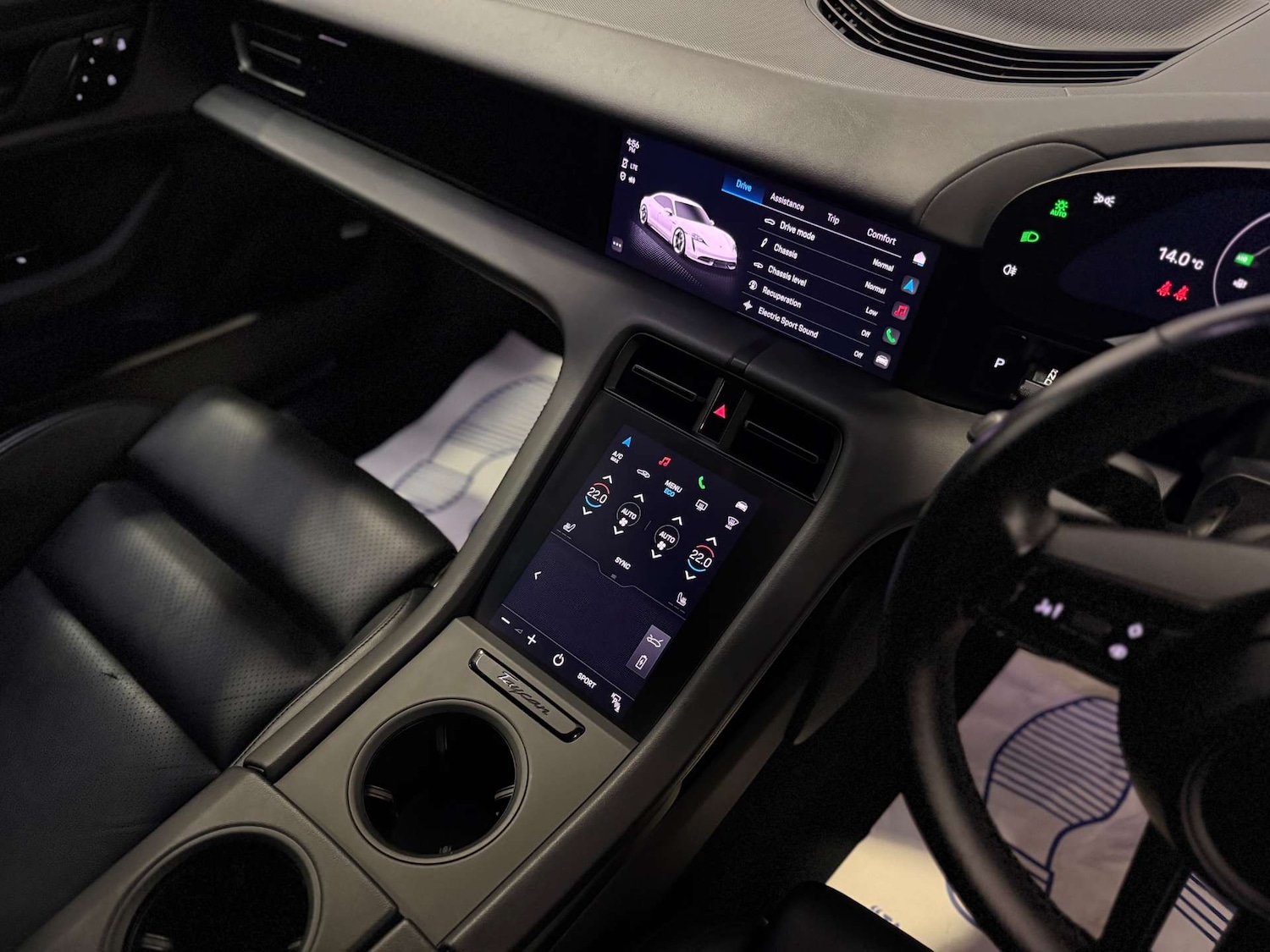 Used Porsche Taycan 2020 for sale - 77765801: Photo 20