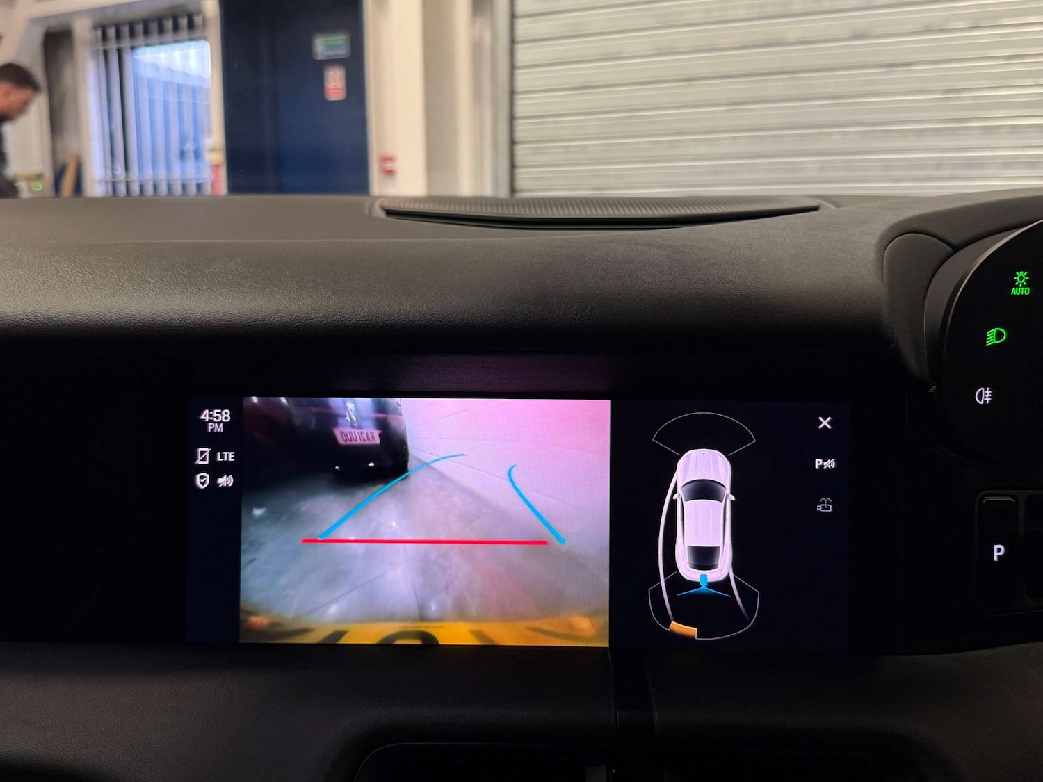 Used Porsche Taycan 2020 for sale - 77765801: Photo 23