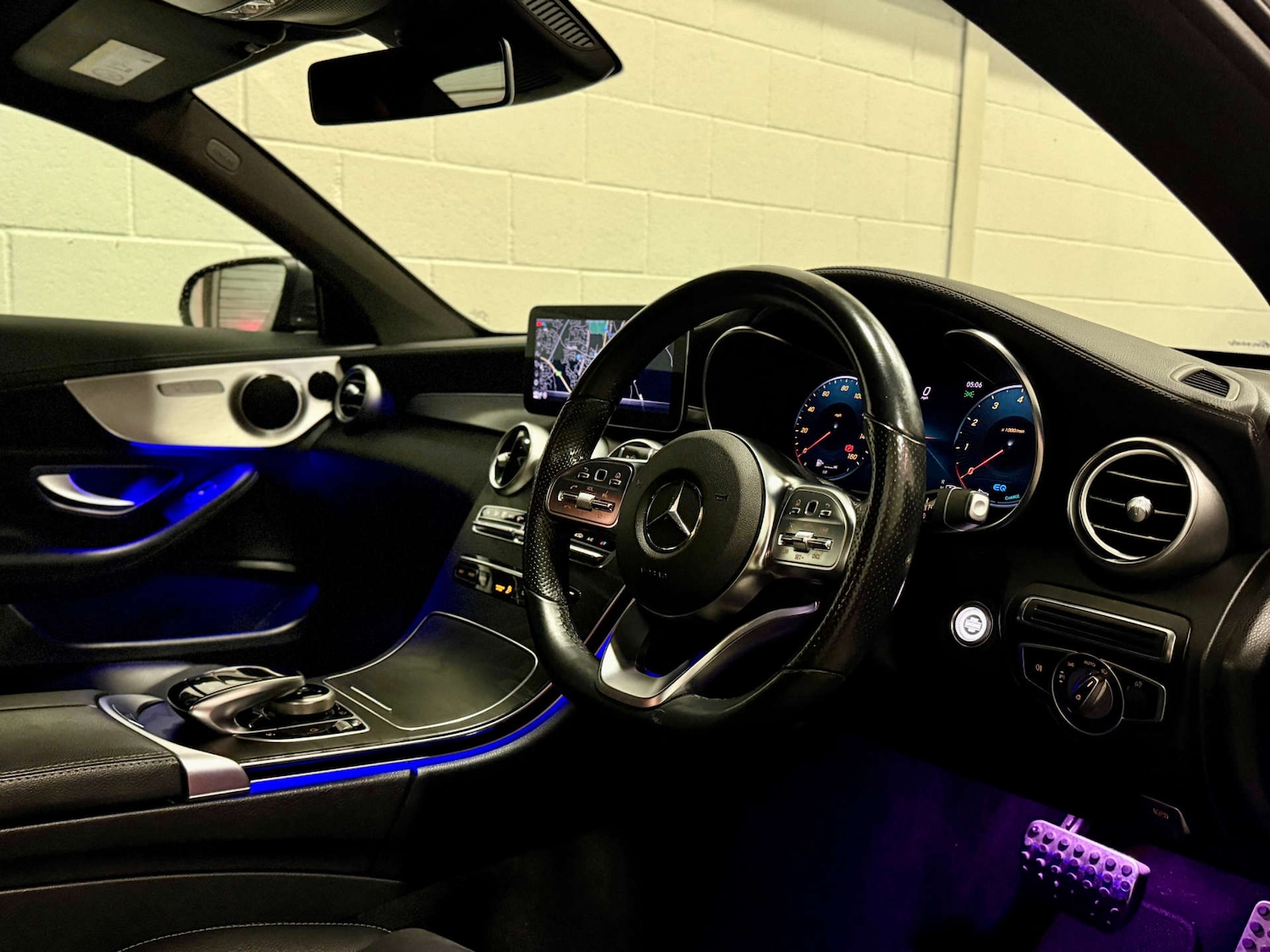 Used Mercedes-Benz C Class 2018 for sale - 76829901: Photo 14