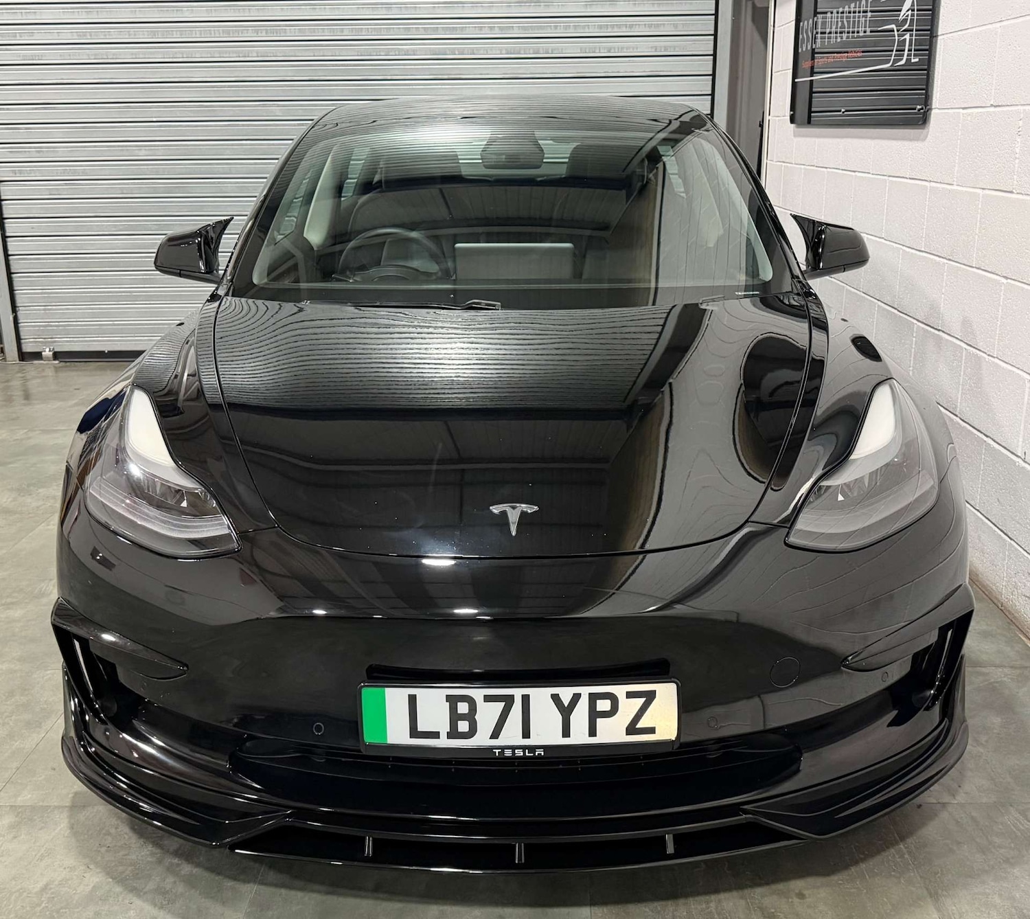 Used Tesla Model 3 2021 for sale - 76837451: Photo 2