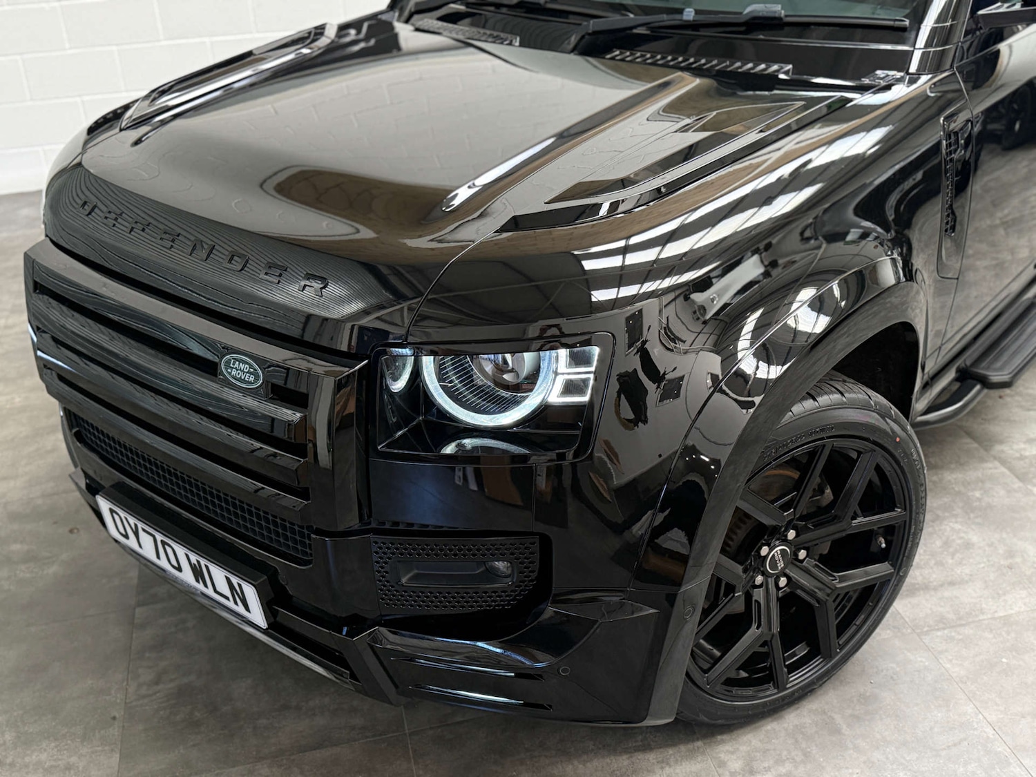 Used Land Rover Defender 2020 for sale - 77946375: Photo 10