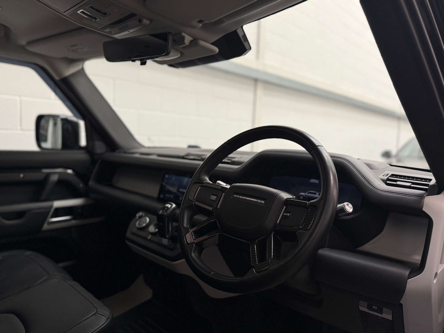 Used Land Rover Defender 2020 for sale - 77946375: Photo 12