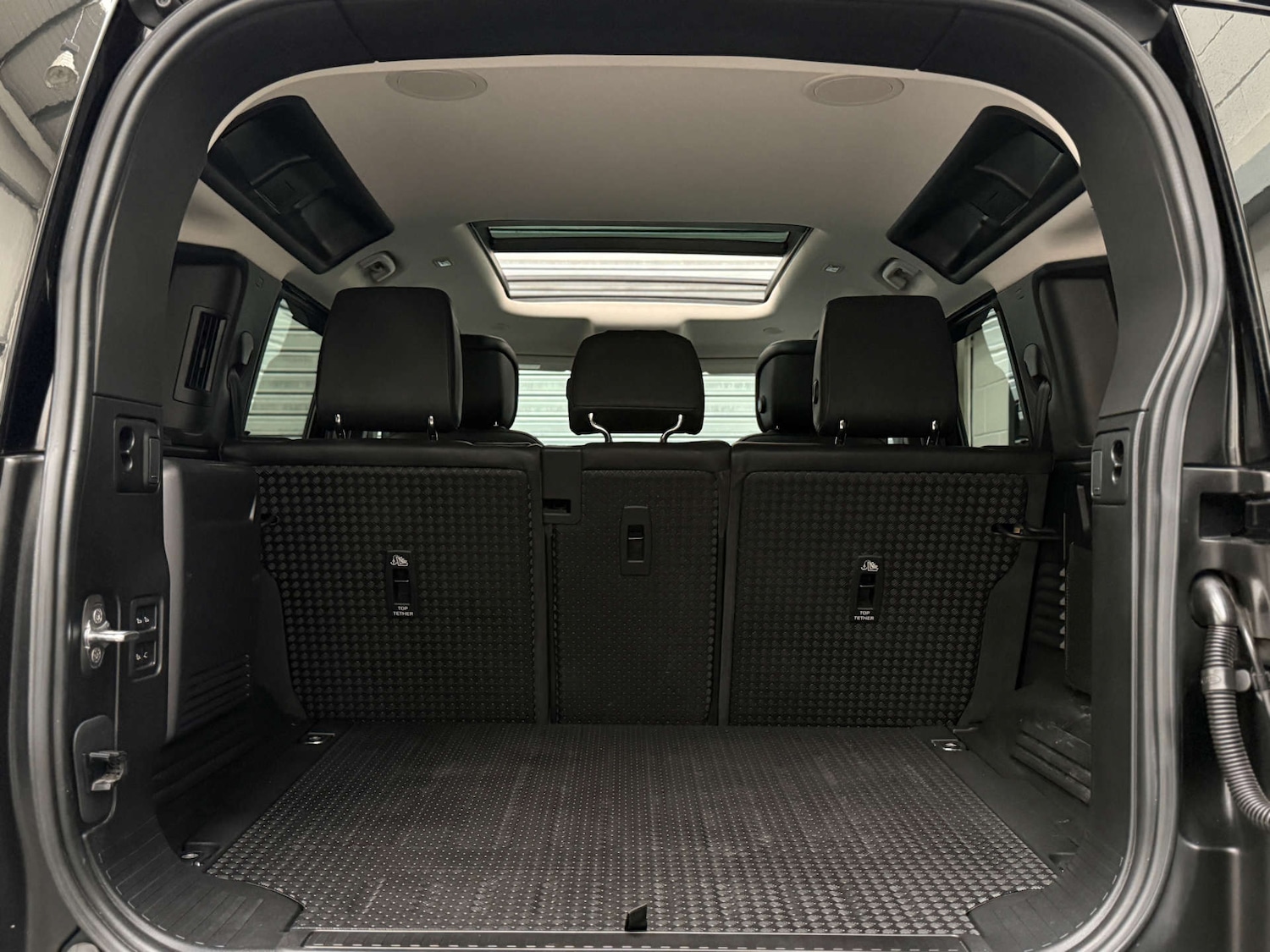 Used Land Rover Defender 2020 for sale - 77946375: Photo 29