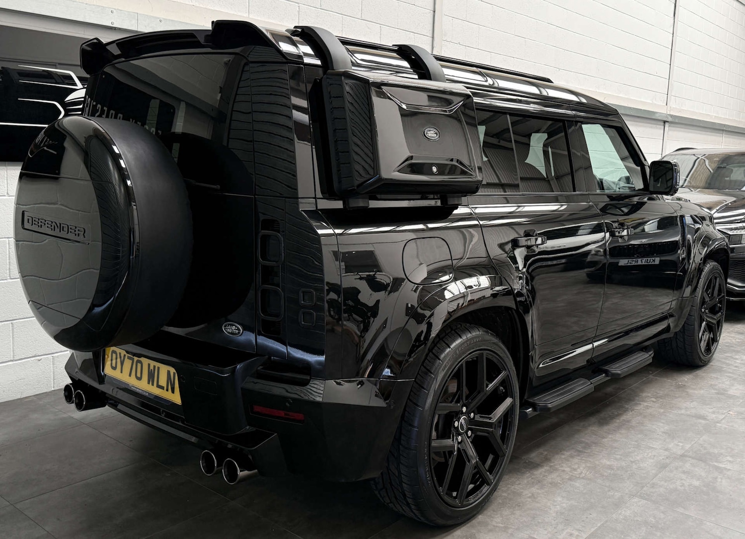 Used Land Rover Defender 2020 for sale - 77946375: Photo 6