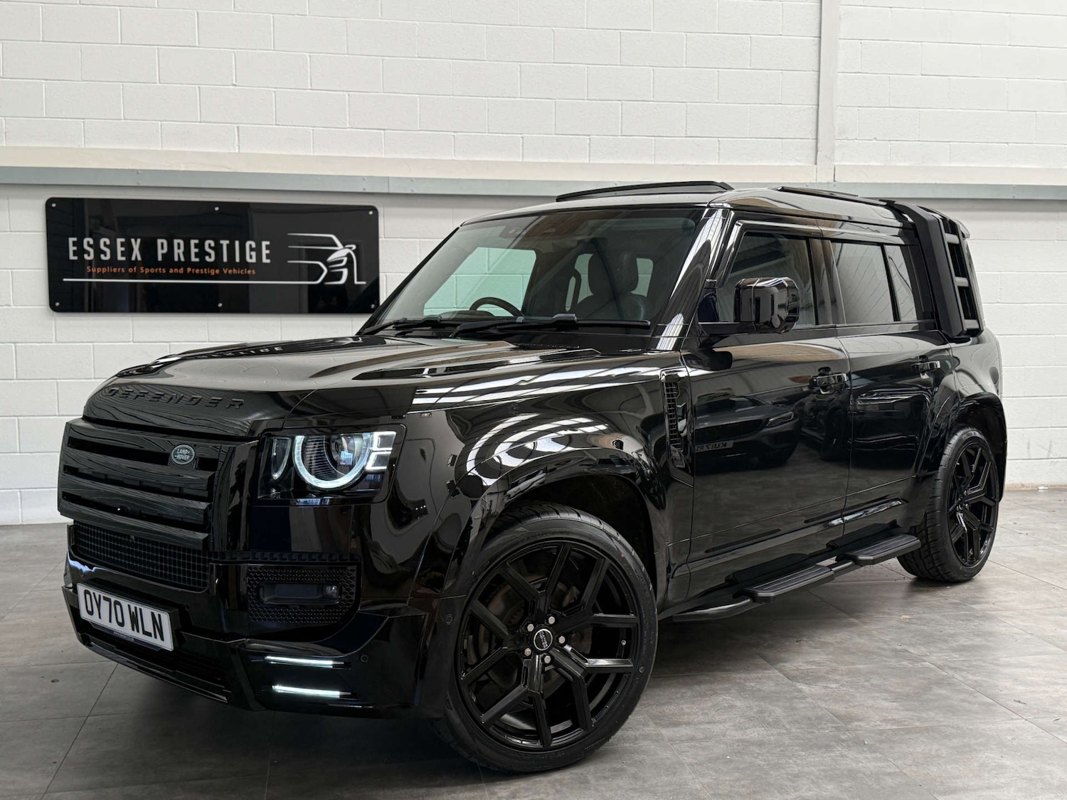 Used Land Rover Defender 2020 for sale - 77946375: Photo 8