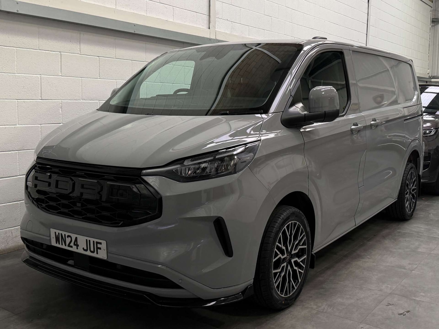 Used Ford Transit Custom 2024 for sale - 76469534: Photo 3