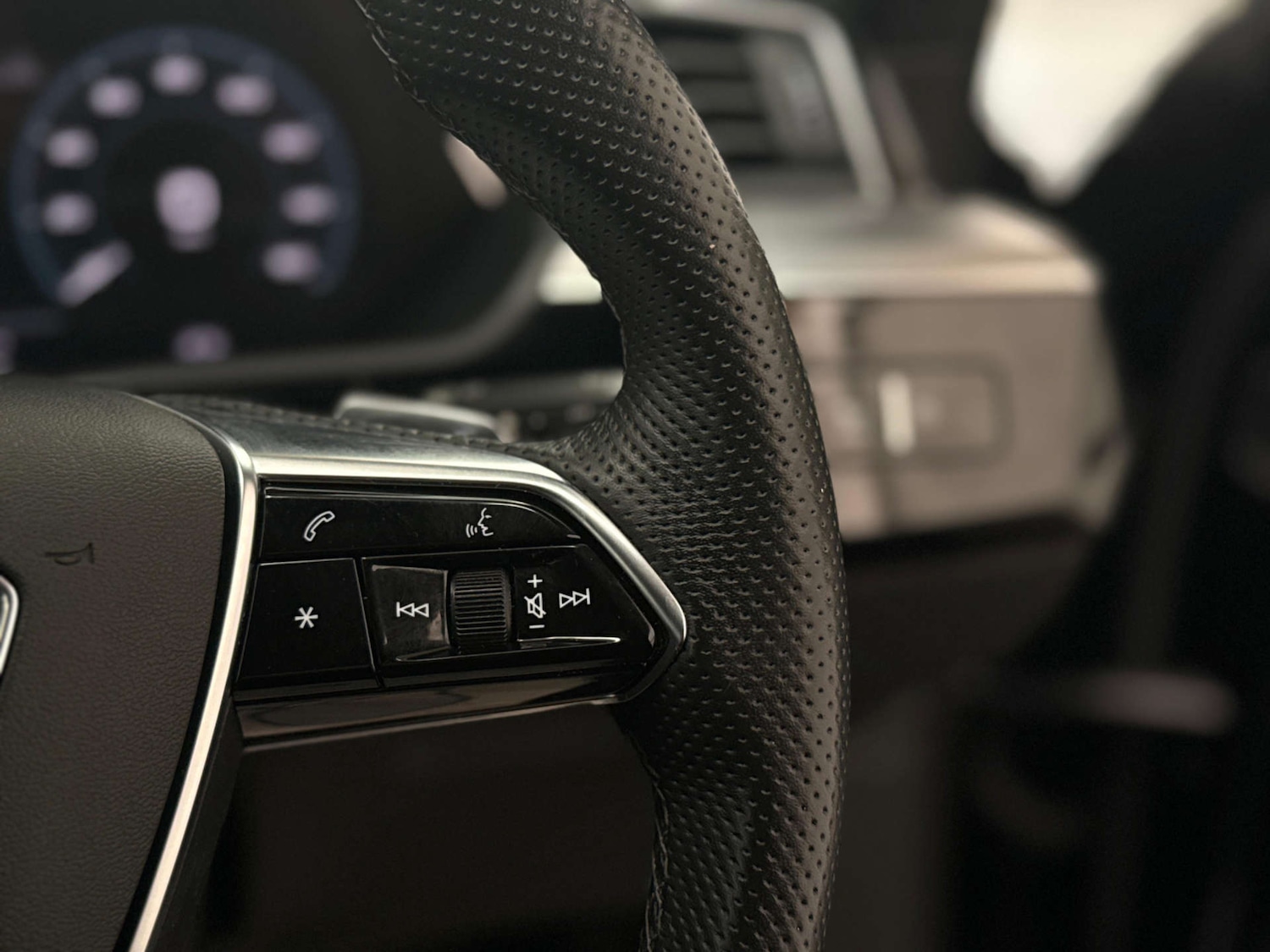 Used Audi e-tron 2022 for sale - 77976975: Photo 22