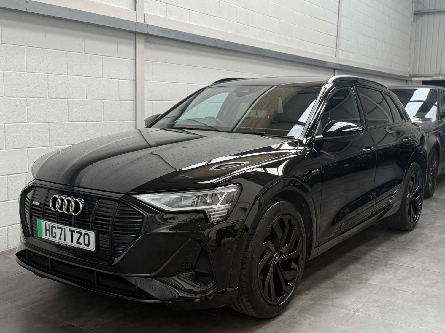 Used Audi e-tron 2022 for sale - 77976975: Photo 3