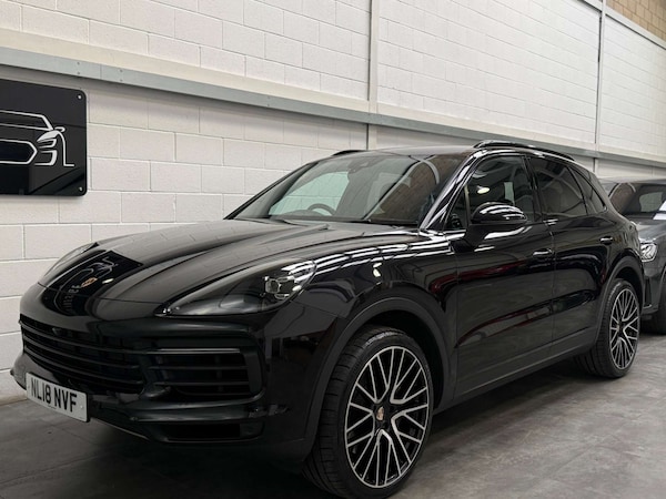 Used Porsche Cayenne 2018 for sale - 75304976: Photo 3