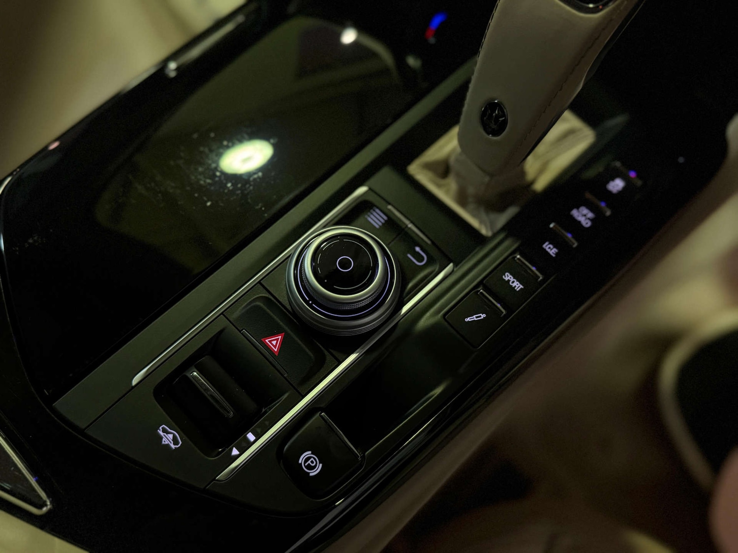 Used Maserati Levante 2021 for sale - 76716400: Photo 22