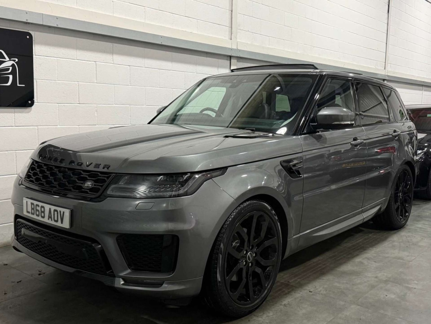 Used Land Rover Range Rover Sport 2019 for sale - 76829904: Photo 3