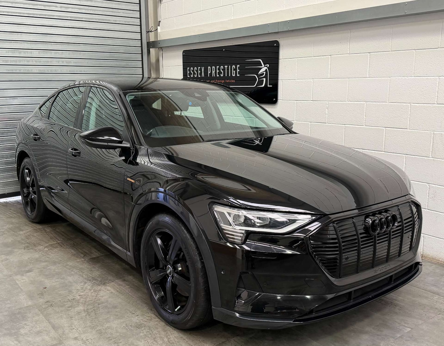 Used Audi e-tron 2021 for sale - 76837445: Photo 1