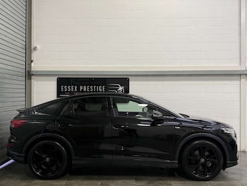 Used Audi Q4 e-tron 2021 for sale - 76726098: Photo