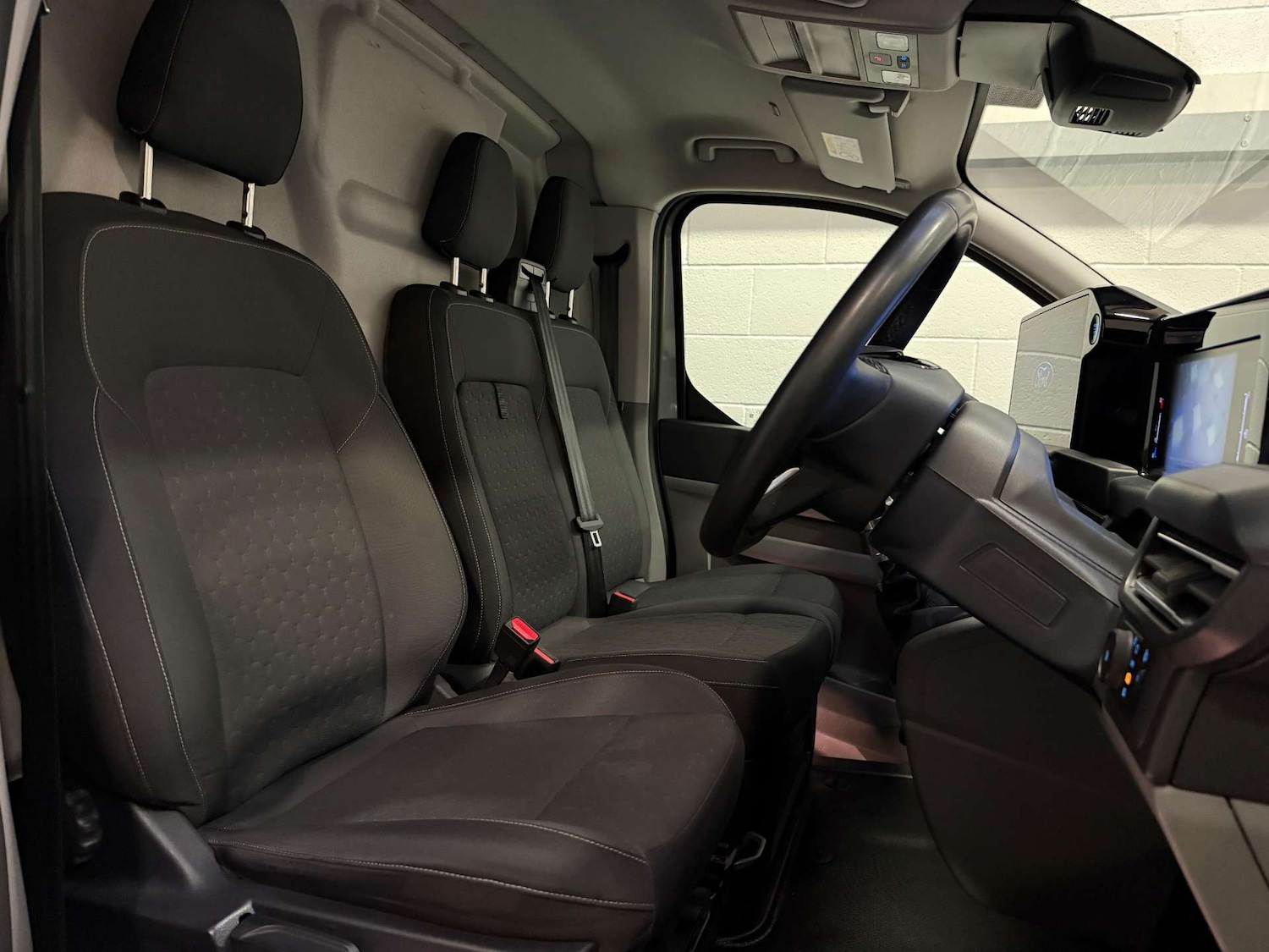 Used Ford Transit Custom 2024 for sale - 77622859: Photo 13