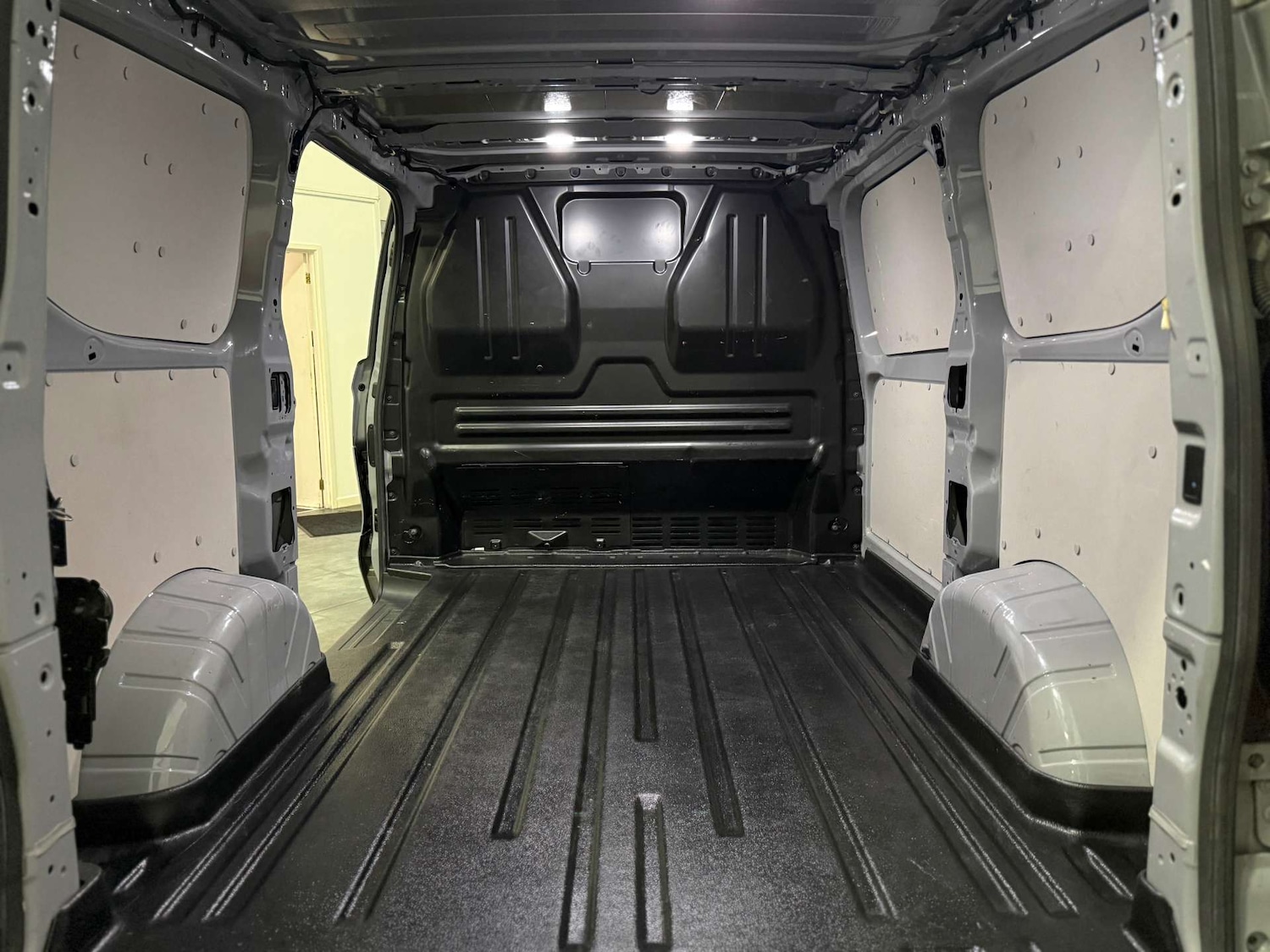 Used Ford Transit Custom 2024 for sale - 77622859: Photo 21