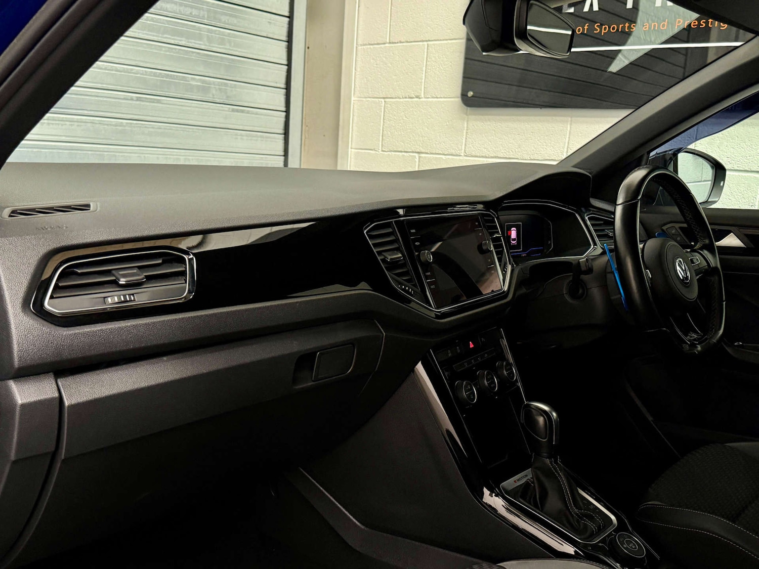 Used Volkswagen T-Roc 2019 for sale - 76601228: Photo 16